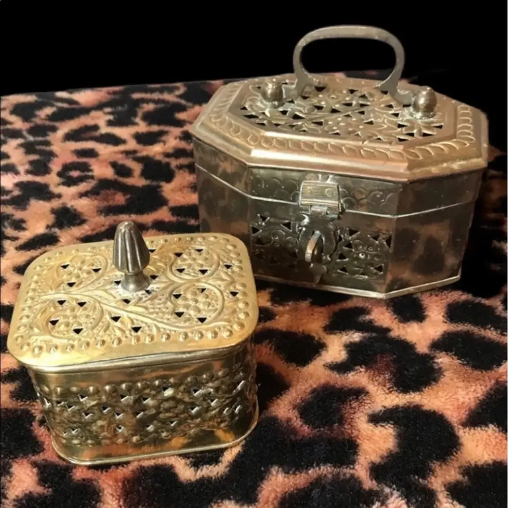 VINTAGE 70s BRASS BOXES with Floral designs KEEPSAKE OR POTPOURRI HOLDERS